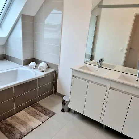 Maison Moderne Proche Du Centre De Baden Extérieur photo
